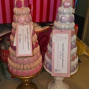 Cupcakes and Cashmere trees